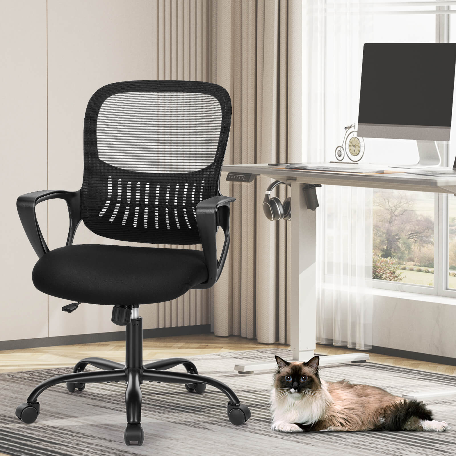 Office chair, ergonomic, adjustable height, with lumbar support and armrests, suitable for home, office.