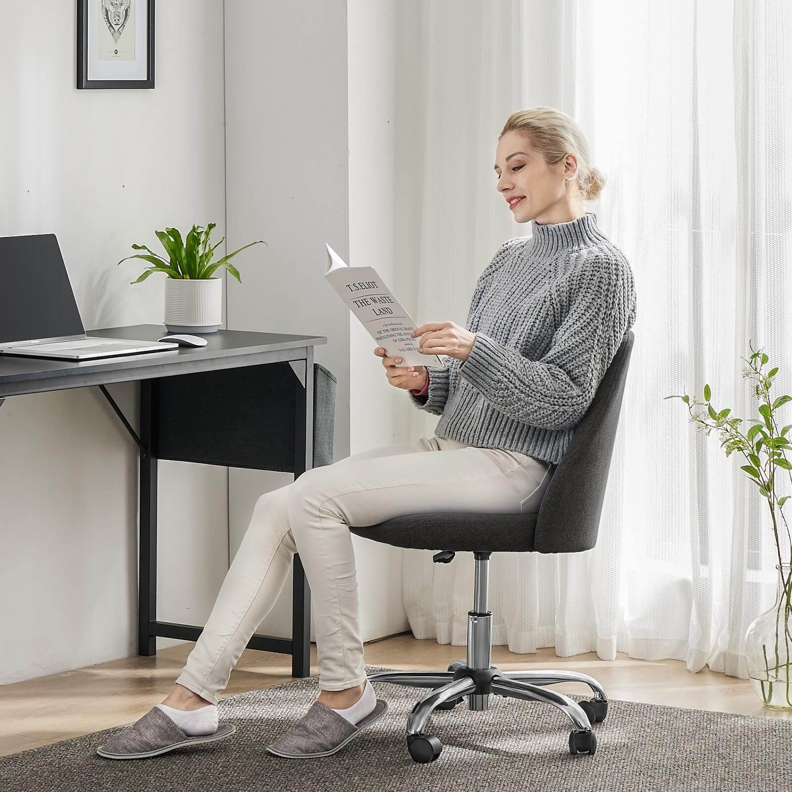 modern-adjustable-swivel-office-chairs#Color_Dark Grey